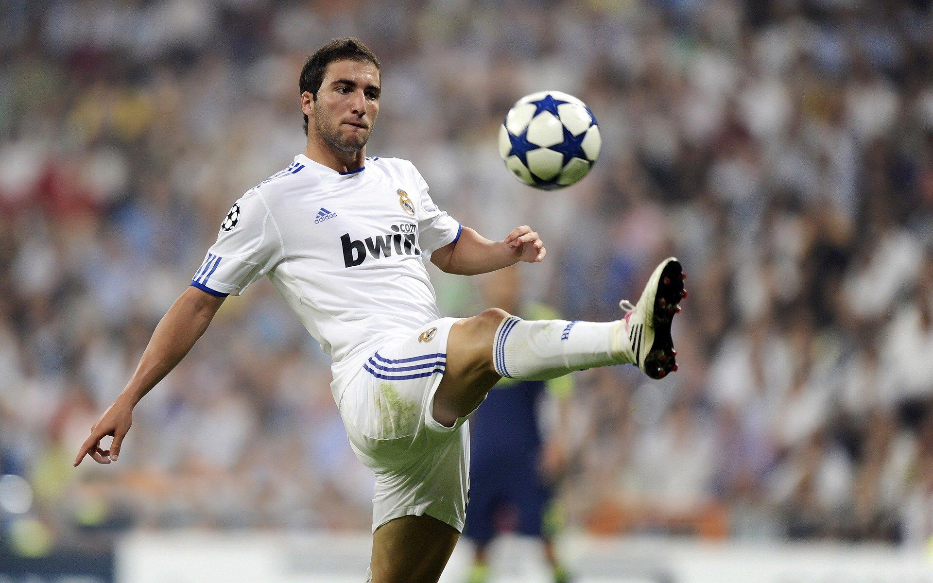 洛杉矶FC前锋谈孙兴慜，能与他共用更衣室像做梦一样