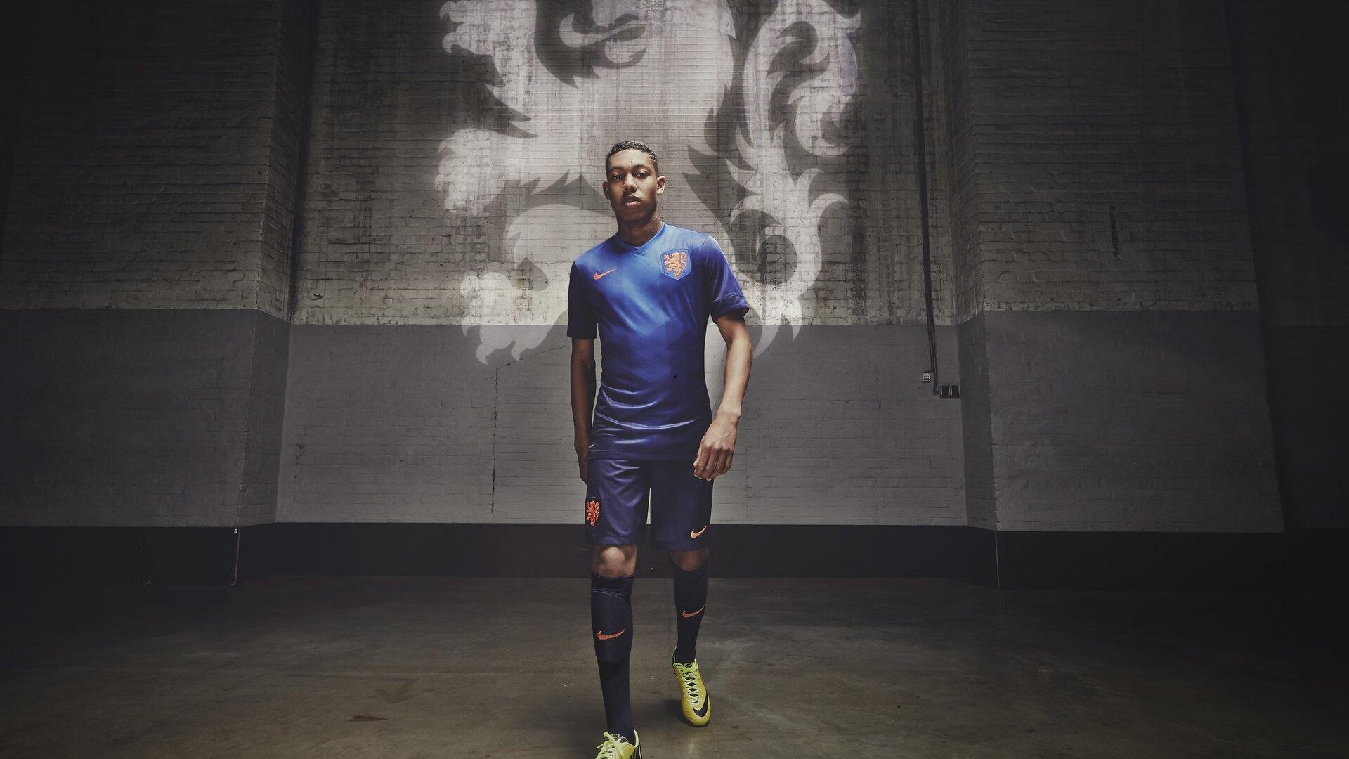 内马尔持续闪耀桑巴军团，连续三场破门+助攻，诠释核心价值